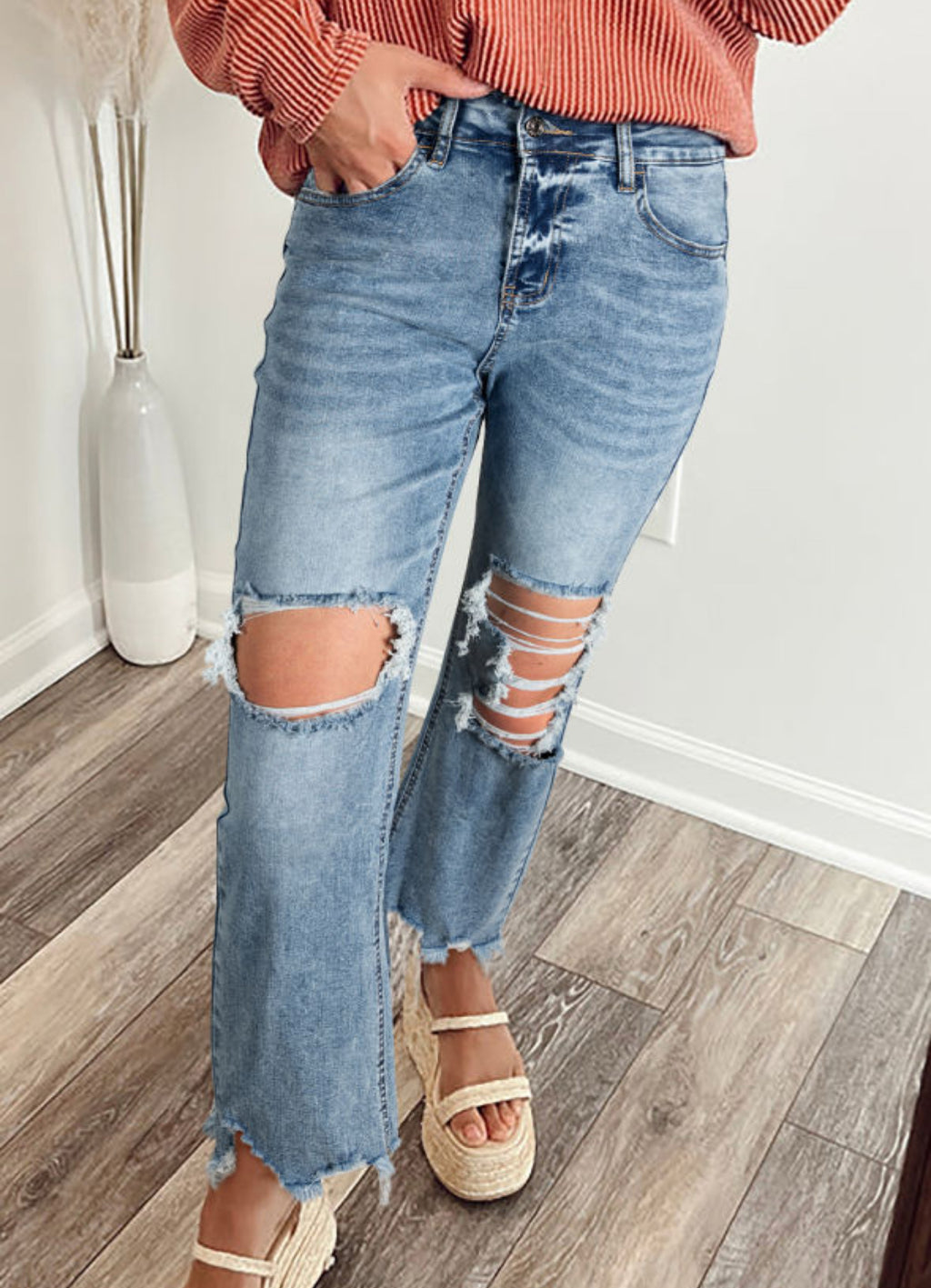 Raw hem boyfriend jeans